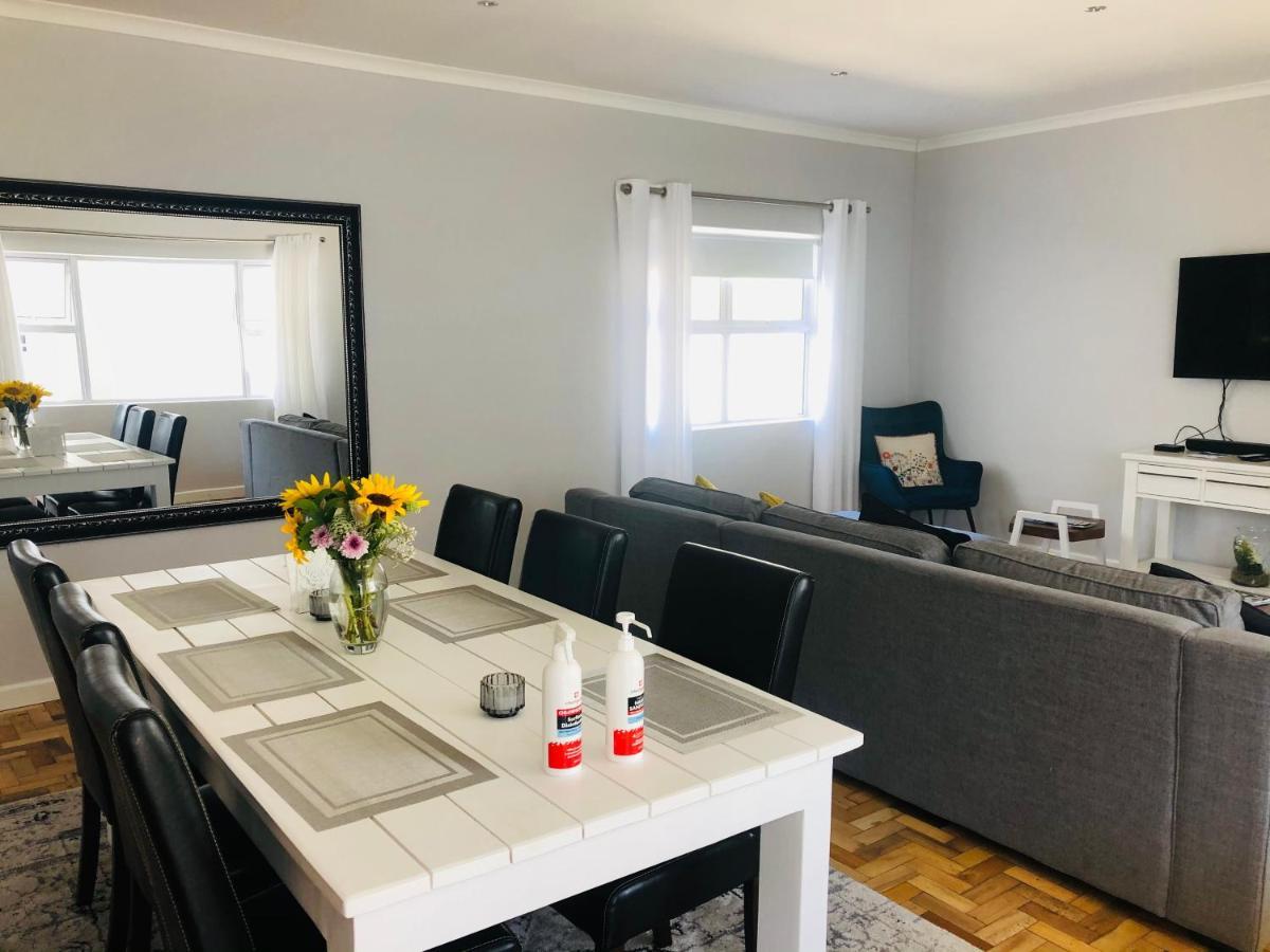 Wave N' Sea Villa Langebaan Buitenkant foto